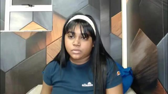 Image 12 of indian_rimmelx Stream on Chaturbate on 2 months ago