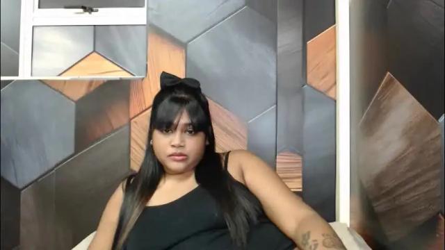 Image 10 of indian_rimmelx Stream on Chaturbate on 2 months ago