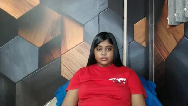 Image 4 of indian_rimmelx Stream on Chaturbate on 1 month ago
