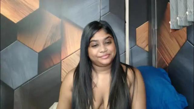 Image 7 of indian_rimmelx Stream on Chaturbate on 1 month ago