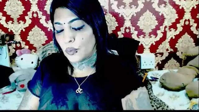 Image 2 of indiancatz2 Stream on Chaturbate on 1 month ago