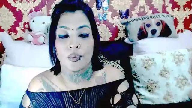Image 8 of indiancatz2 Stream on Chaturbate on 1 day ago
