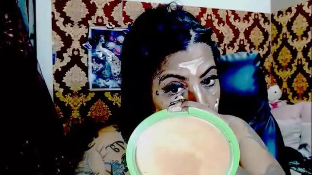 Image 3 of indiancatz2 Stream on Chaturbate on 27 days ago