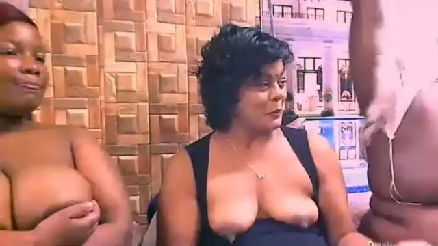 Image 7 of indiancherrypie Stream on Chaturbate on 1 month ago