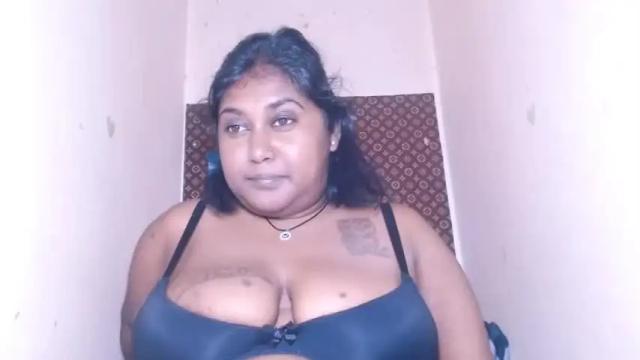 Image 8 of indiancoco Stream on Chaturbate on 12 months ago