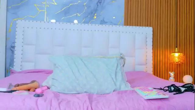 Image 3 of indiancutiie Stream on Chaturbate on 1 month ago