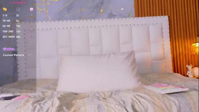 Image 2 of indiancutiie Stream on Chaturbate on 26 days ago