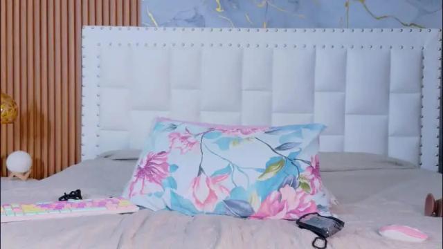 Image 2 of indiancutiie Stream on Chaturbate on 1 month ago