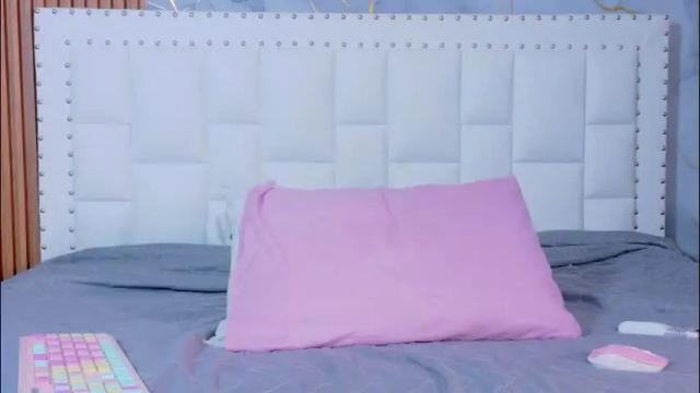 Image 12 of indiancutiie Stream on Chaturbate on 19 days ago