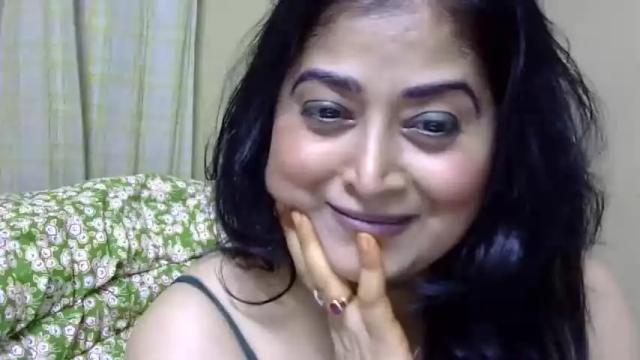 Image 10 of indianhotty875245 Stream on Chaturbate on 17 months ago