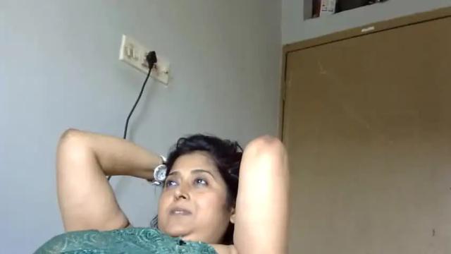 Image 6 of indianhotty875245 Stream on Chaturbate on 16 months ago