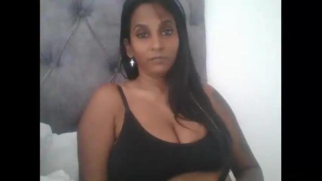 Image 8 of indianjasmin Stream on Chaturbate on 18 months ago