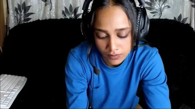 Image 11 of indiankatexoxo Stream on Chaturbate on 9 days ago