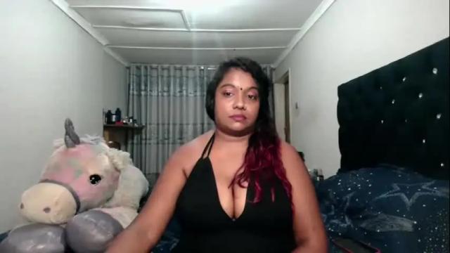 Image 2 of indianmayaxoxo Stream on Chaturbate on 2 months ago