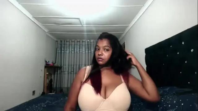 Image 2 of indianmayaxoxo Stream on Chaturbate on 2 months ago