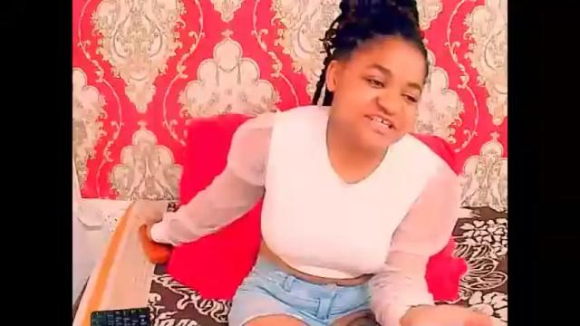 Image 6 of indianplaygirl4u2luv Stream on Chaturbate on 19 months ago
