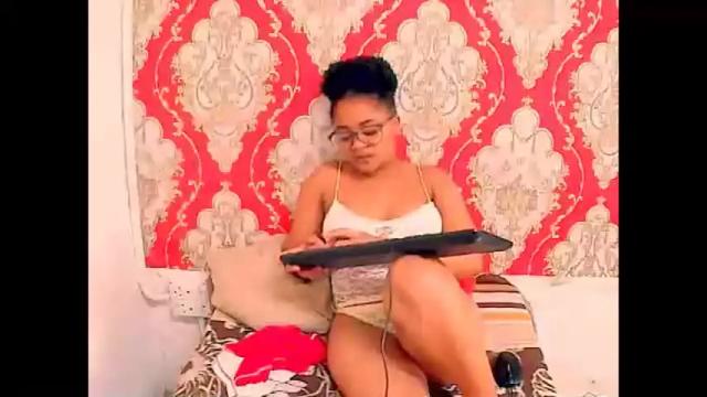 Image 4 of indianplaygirl4u2luv Stream on Chaturbate on 19 months ago