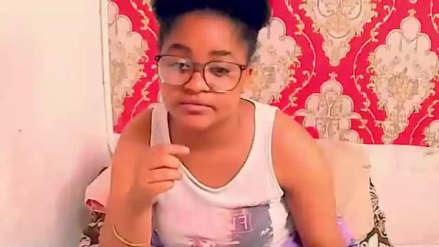 Image 3 of indianplaygirl4u2luv Stream on Chaturbate on 18 months ago