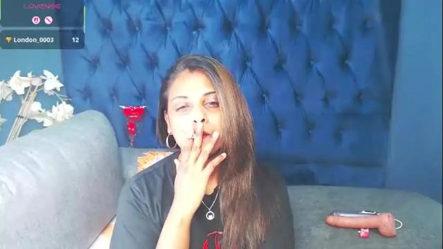 Image 3 of indianplaymatex Stream on Chaturbate on 1 month ago