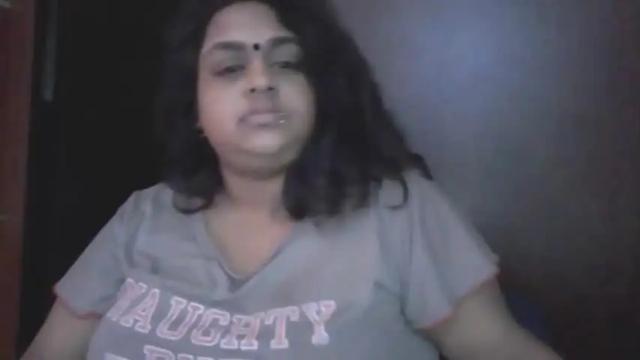 Image 12 of indianpooja1027 Stream on Chaturbate on 9 months ago