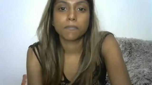 Image 3 of indianqtpie6 Stream on Chaturbate on 16 months ago