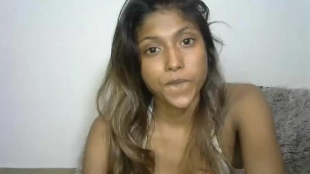 Image 2 of indianqtpie6 Stream on Chaturbate on 14 months ago