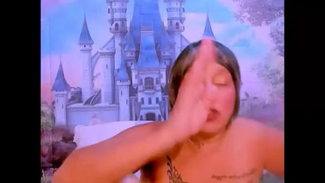 Image 3 of indianroxy07 Stream on Chaturbate on 2 months ago