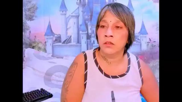 Image 6 of indianroxy07 Stream on Chaturbate on 2 months ago