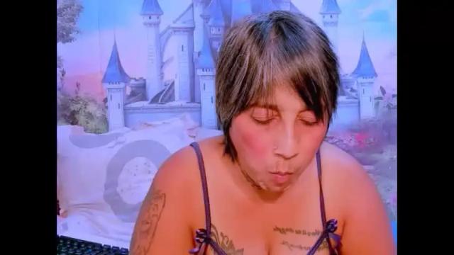 Image 3 of indianroxy07 Stream on Chaturbate on 2 months ago