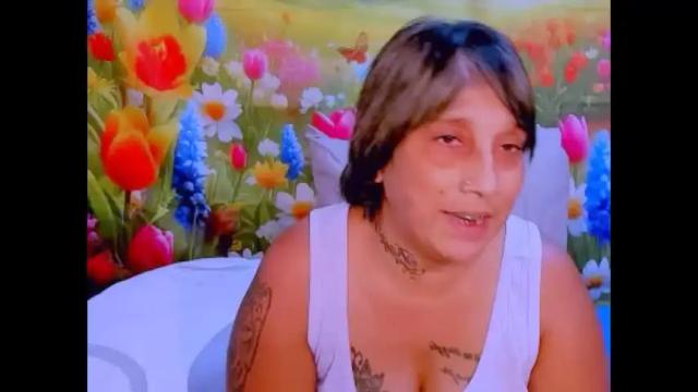 Image 11 of indianroxy07 Stream on Chaturbate on 12 days ago