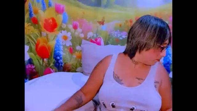 Image 12 of indianroxy07 Stream on Chaturbate on 10 days ago