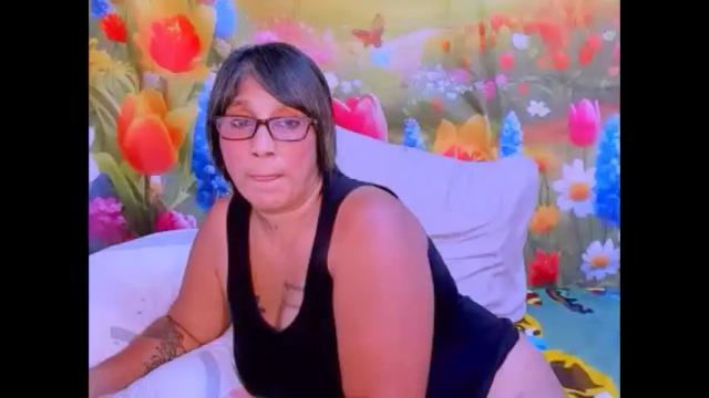 Image 3 of indianroxy07 Stream on Chaturbate on 5 days ago