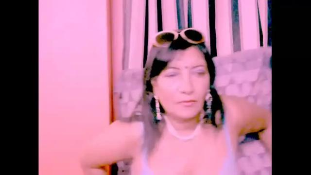 Image 2 of indiansarika65 Stream on Chaturbate on 15 months ago