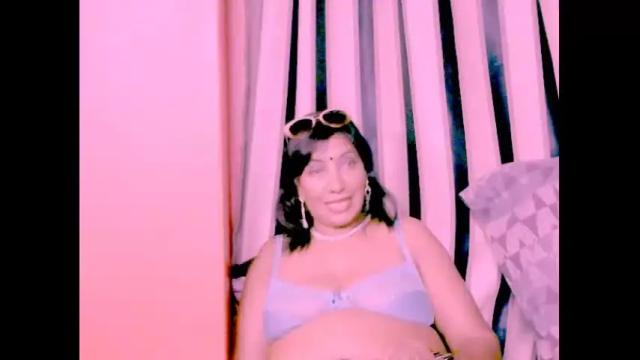Image 4 of indiansarika65 Stream on Chaturbate on 15 months ago