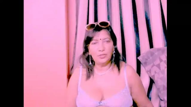 Image 7 of indiansarika65 Stream on Chaturbate on 15 months ago