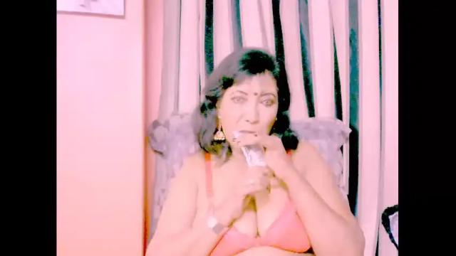 Image 2 of indiansarika65 Stream on Chaturbate on 14 months ago