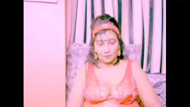 Image 11 of indiansarika65 Stream on Chaturbate on 14 months ago