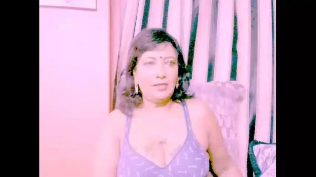 Image 12 of indiansarika65 Stream on Chaturbate on 13 months ago