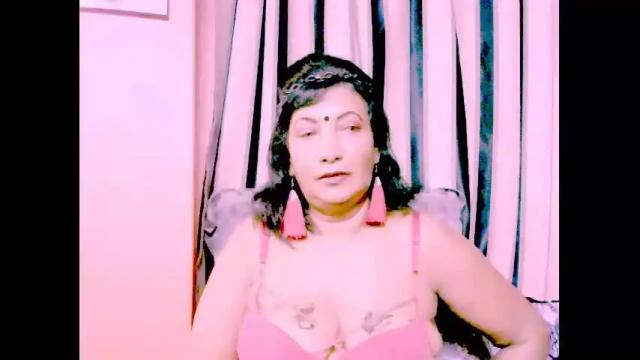 Image 4 of indiansarika65 Stream on Chaturbate on 13 months ago