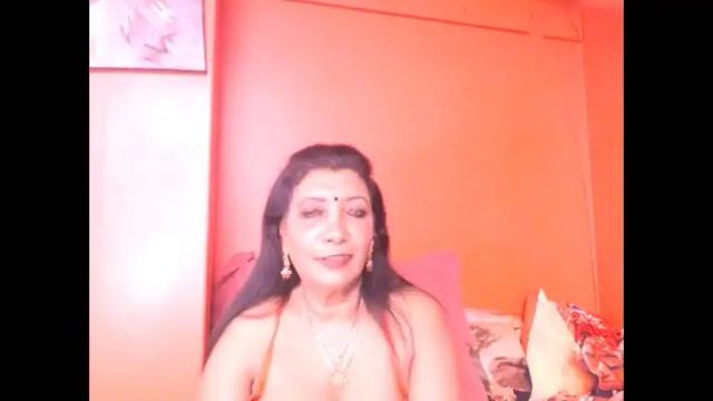Image 10 of indiansarika65 Stream on Chaturbate on 1 month ago