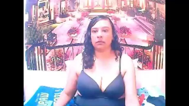 Image 4 of indiansexysmiles Stream on Chaturbate on 16 months ago