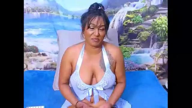 Image 12 of indiansparkle Stream on Chaturbate on 22 months ago