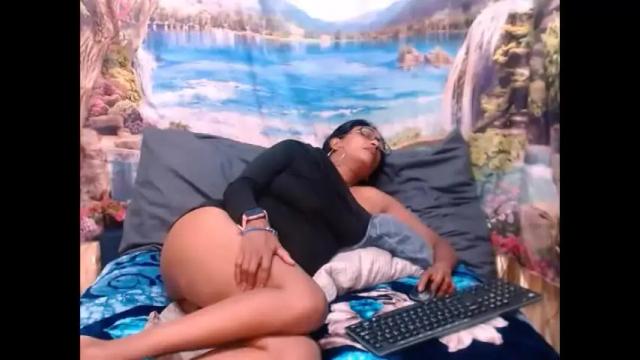 Image 10 of indianspicy69 Stream on Chaturbate on 21 days ago