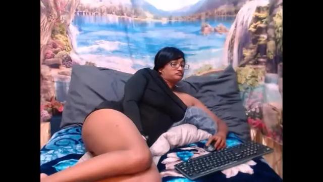 Image 6 of indianspicy69 Stream on Chaturbate on 21 days ago