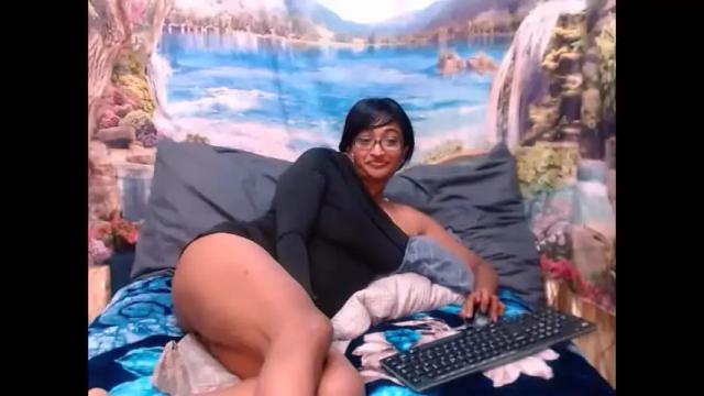 Image 8 of indianspicy69 Stream on Chaturbate on 21 days ago