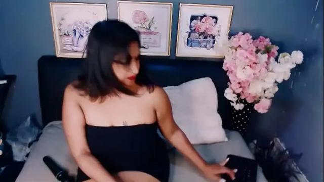 Image 8 of indiantemptress Stream on Chaturbate on 1 month ago