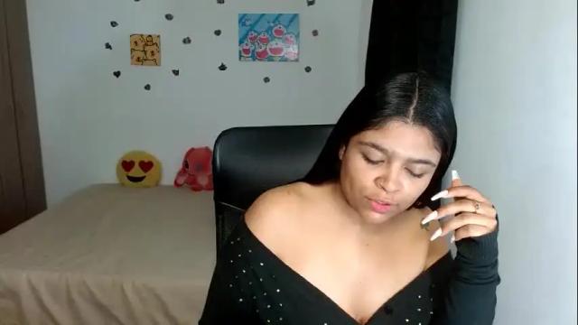Image 8 of indica_18 Stream on Chaturbate on 1 day ago