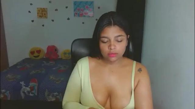 Image 4 of indica_18 Stream on Chaturbate on 1 month ago
