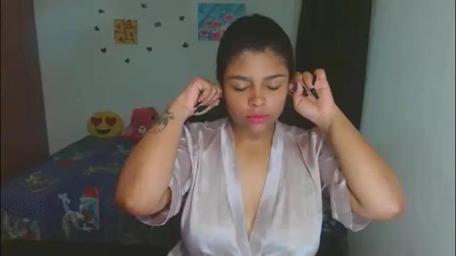 Image 8 of indica_18 Stream on Chaturbate on 22 days ago
