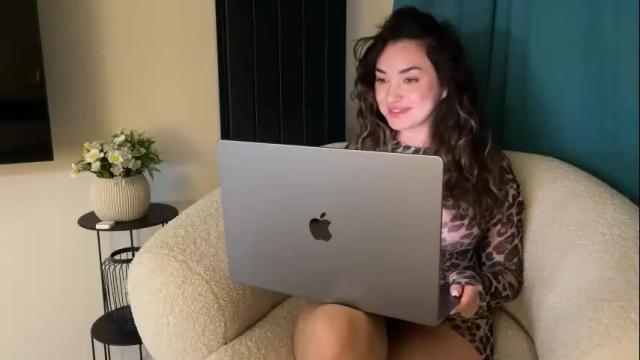 Image 3 of indikaflower Stream on Chaturbate on 11 days ago